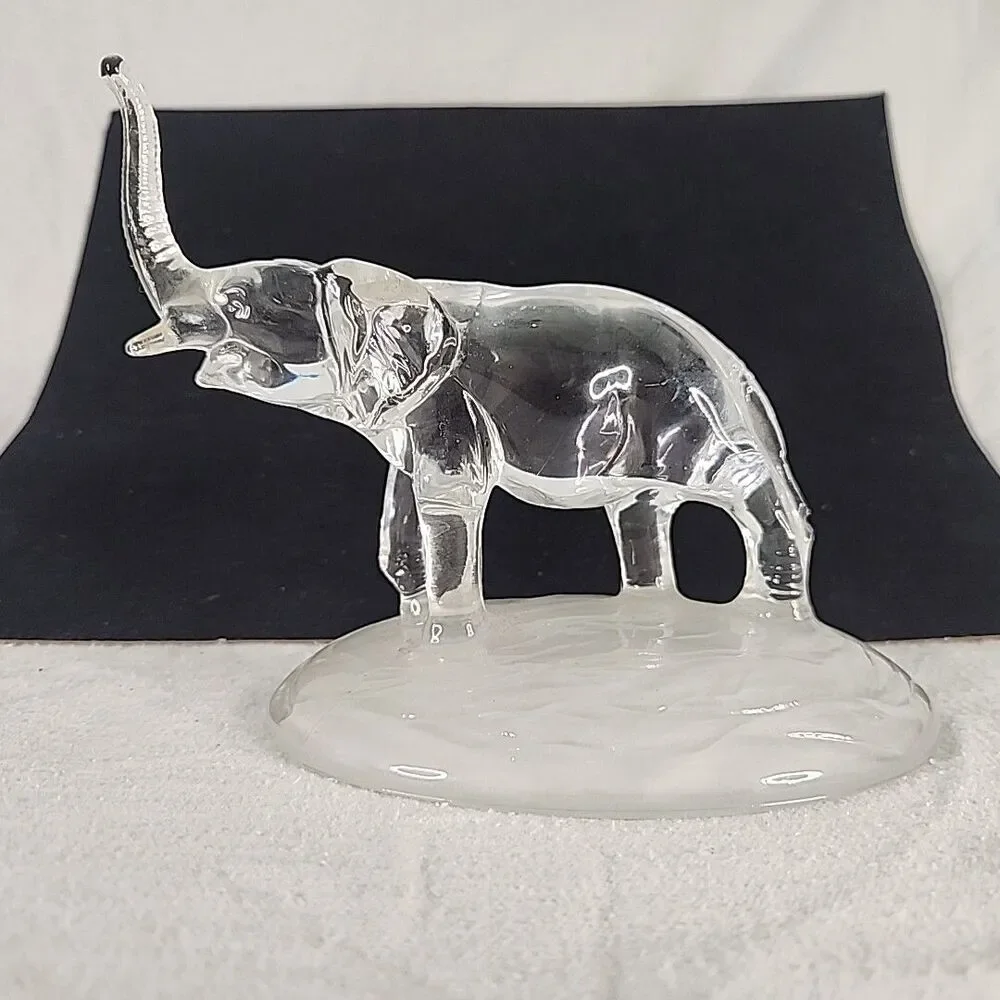 Elephant Cristal D’Arques Trunk Up 24% Lead Crystal 6 3/4